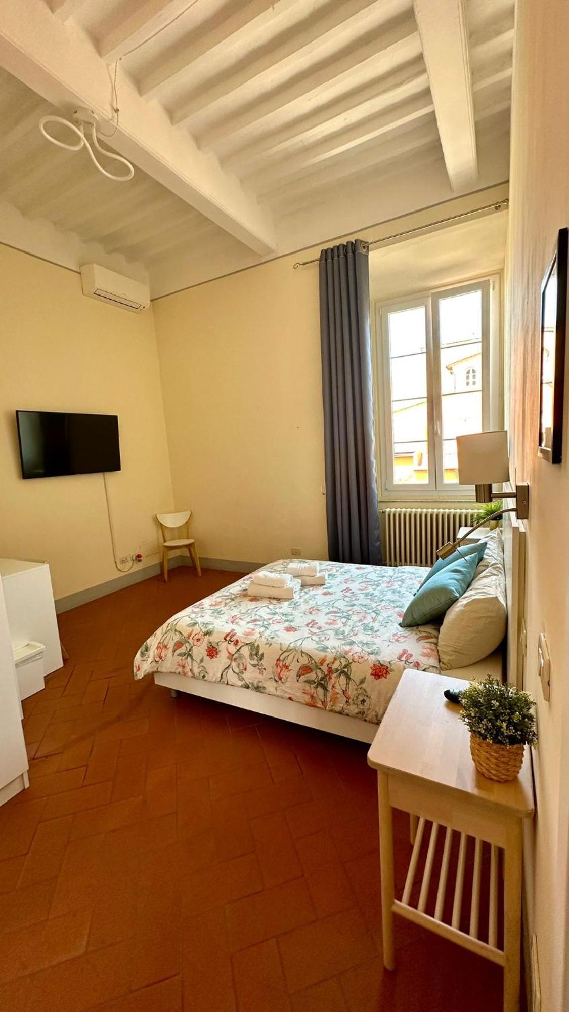 B&B - Residenza D'Epoca Piazza Cairoli Пиза Экстерьер фото
