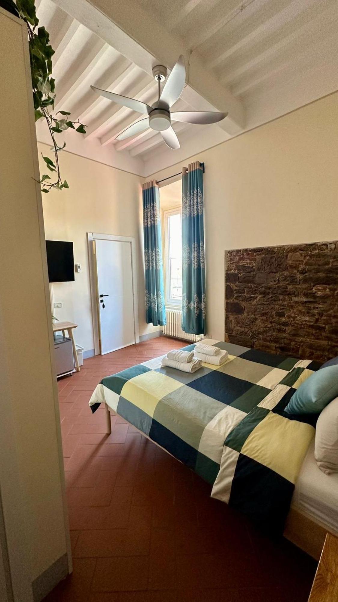 B&B - Residenza D'Epoca Piazza Cairoli Пиза Экстерьер фото